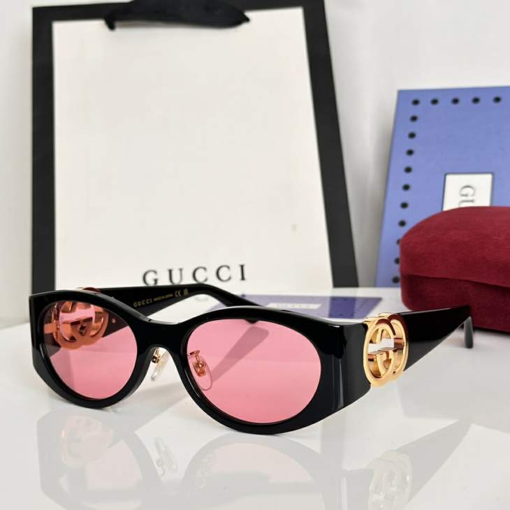 Picture of Gucci Sunglasses _SKUfw79399426fw